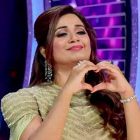 Shreya Ghoshal(@shreyaghoshal) 's Twitter Profile Photo