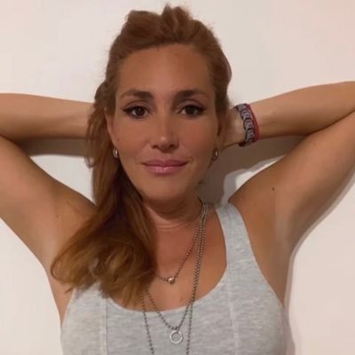 ClaraLopezCatta's profile picture. Periodista | Journalist • Consultora política | Political consultant • Creadora de contenido | Content creator