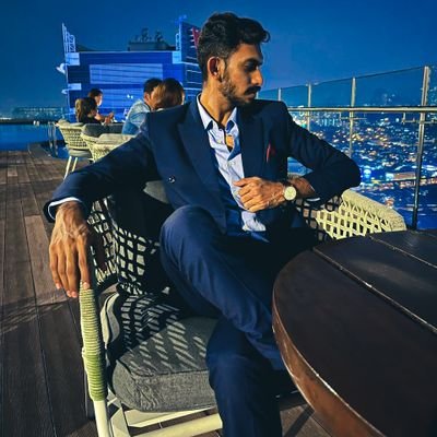 rajseventh's profile picture. Lazy technophile. 94