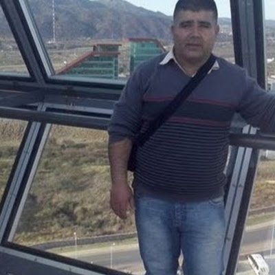 maximil85800992's profile picture. 