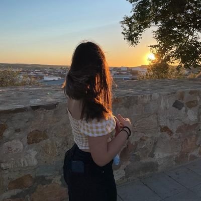 luciaguerrero5_'s profile picture. 