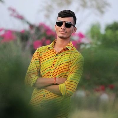 ༺🙏JAI MAA RANI BHATIYANI 🙏༻
❉ ABVP 🚩❉
🥰Believe in myself😎
༺❉BAG FEN @klrahul
😘My business my hobby😘
✌️love travelling🥰
🎂༺19 DECEMBER ༻