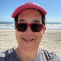 Adina Abramowitz (she, her) ☮️🌈 (@adinaforchange) 's Twitter Profile