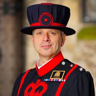 Yeoman Warder (Beefeater) 416 @TowerOfLondon 🏰  All opinions are my own.