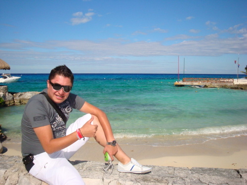 pecasvillalon's profile picture. Padre de familia/ Estudiante de LD licenciado en derecho @unid/ me gusta el fútbol arriba el América