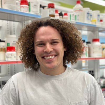 Flewwellingl's profile picture. 