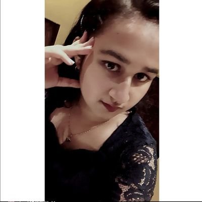 nandi_rishika's profile picture. wasted a few mins thinking what to write.