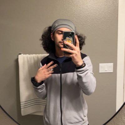 ArcelGray's profile picture. #blacklivesmatter they/them 21 pisces 🇸🇻 🇮🇳
