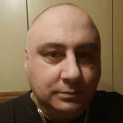 MichaelBroschi4's profile picture. 📧 michaelbroschinski431@gmail.com