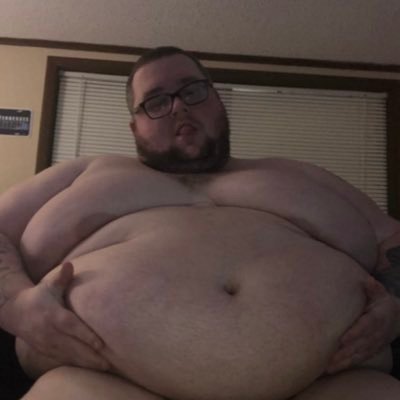 Just a normal chub that likes to be admired :)