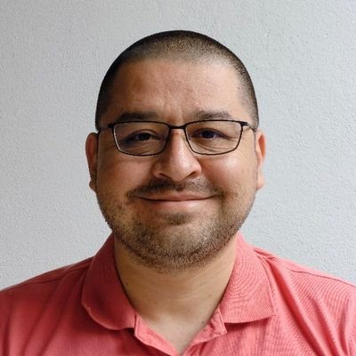 vicvalenciamx's profile picture. Papá de Mariel 👧🏻 y Julián 👼🏻 
@mandalitavl 💍 
Café ☕️ series 📺 música 🎶 lector 📚 y corredor 🏃🏻
Account Director, Corpo en #INKPR 💪🏼