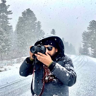 Photo Journalist @uniindianews | Born and brought up along the line dividing peace and conflict | Tweets are Personal | Email: shahjunaid111@gmail.com