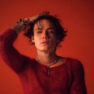 isahossleer's profile picture. 🍒🍋🐮