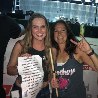 maddystratton's profile picture. I’m just here for the music