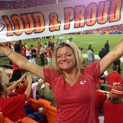 Van Halen Girl, Printer, Beer Drinker, Loves her Chiefs!