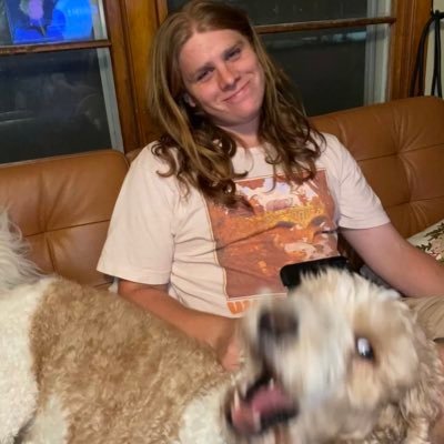 heelturnthree's profile picture. mailman