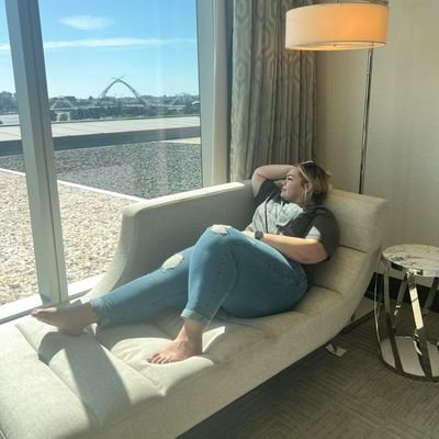 EmmaJoyWinter's profile picture. Australian 25, Treat People With Kindness 💕✌️