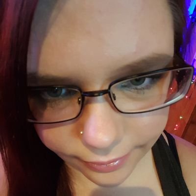 JessicaHansen90's profile picture. I love animals and gaming