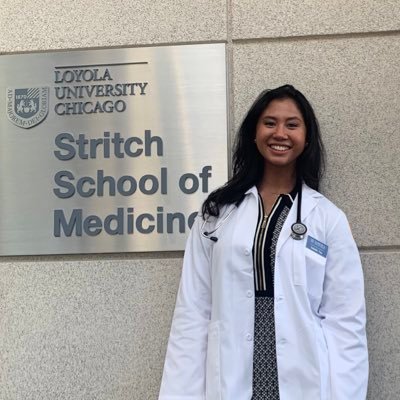 MS3 @LoyolaMedMD I @UCBerkeley ‘19 I 🇸🇬 exquisitely caffeinated Creative Director of @MedicusPodcast w/ big dreams & bad knees — Tweets are my own.