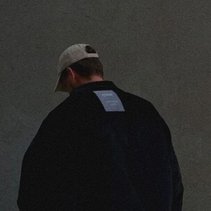 Subh_am_'s profile picture. 