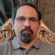 Quantum optics is my passion. I have a Ph.D. in photonics, in which I am focused on the use of innovation and media in photonics.