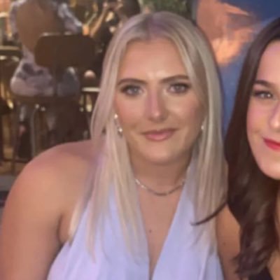 holliemanning98's profile picture. 