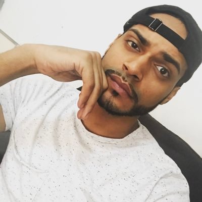 Leo , single , anime head ,420 , feet lover and open minded