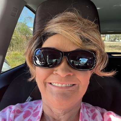 sanditaylor28's profile picture. I’m a carefree person who loves riding motorcycles & going to bike rally’s