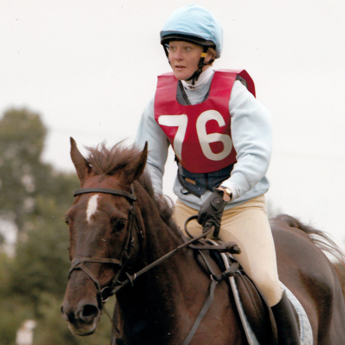 DebbieTopping1's profile picture. Dog Trainer, IMDT