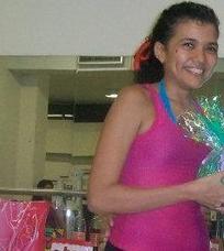 Soy una persona alegre, risueña, expresiva, romántica, chistosa, soñadora, a veces un tin melancolica y comprensiva.
