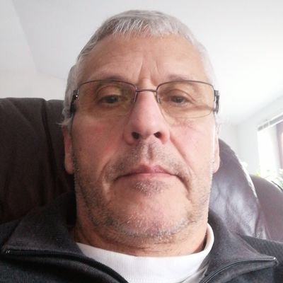 debry_jo's profile picture. 