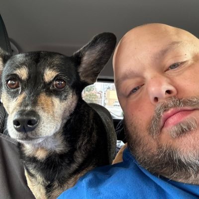 Full stack developer, freelancer, canine friend.