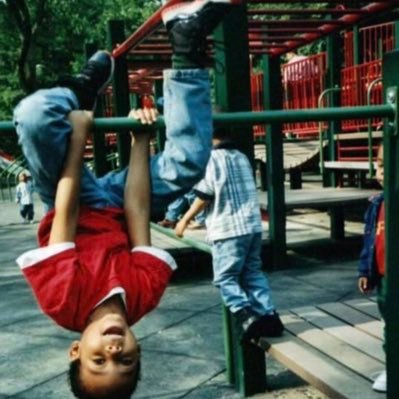FleyerThanMost's profile picture. 👟head..