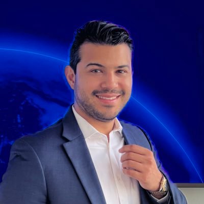 Ubicados en la Ciudad MIAMI, con 15 años de experiencia en Desarrollo e Integración de Tecnologías. Ofrecemos soluciones personalizadas a nuestros clientes