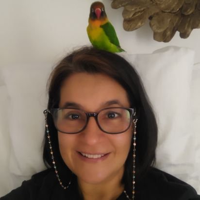 Ana M. Giraldo  🦜 Profile