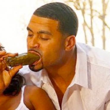 silkglassea's profile picture. ‘!!