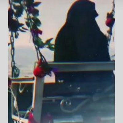 عراقية قلبها سعودي 🇸🇦🇮🇶
الحياةُ السعيدة تبدأ بالتوحيد وتُختَمُ بالتوحيد التوحيد أول مأمورِِ به ، والشرك أول منهي عنه