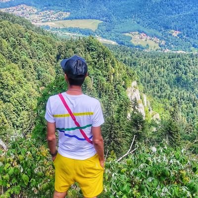 amzeom's profile picture. hacking matrix