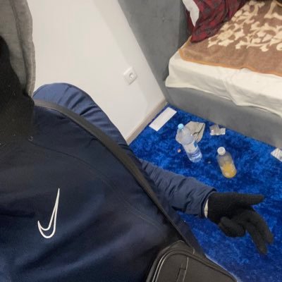 MoleiroOo's profile picture. stay away💯❤