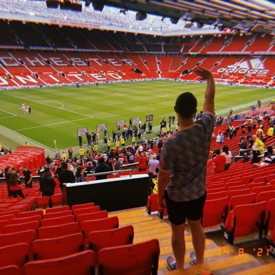 ashdickinson7's profile picture. 🟥⬜️⬛️