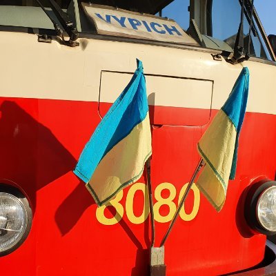 🇺🇦
Dokud to tu bude mít v pazourech ten hranatý cvok, najdete mě na BS pod totožným jménem.