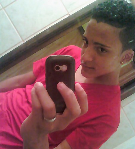 Banda Parangolé , Sou Parangoléiro De ♥ 
meu 01  TT seguii meus amoores @NovinhoSanto
http://t.co/qgtrUu1V2a