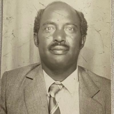 Wako505's profile picture. PhD in ECE | A nomad & humanist The tweets are my own!