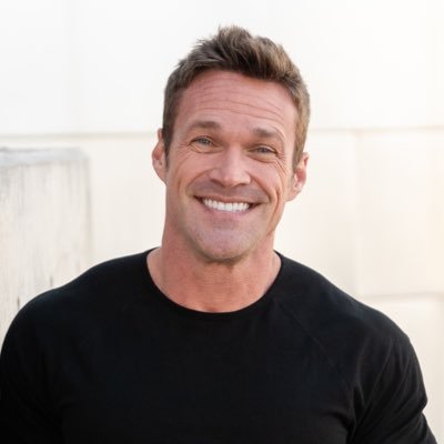 Dad | BS Exercise Science | CSCS | IFBB Pro🏆 | NYT Bestselling📚 | EWL 📺 | Founder: The KEPT App | Nonprofit: @move1m