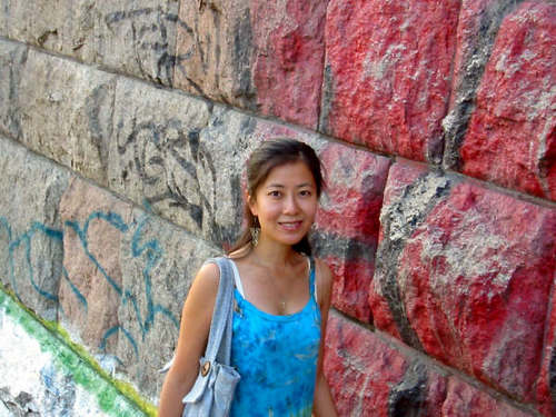 yinnika's profile picture. Scholar of cinema and media, assoc prof at @Columbia