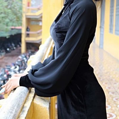 YoungFa_86's profile picture. In this life we can not do great things. We can only do small things with great love..