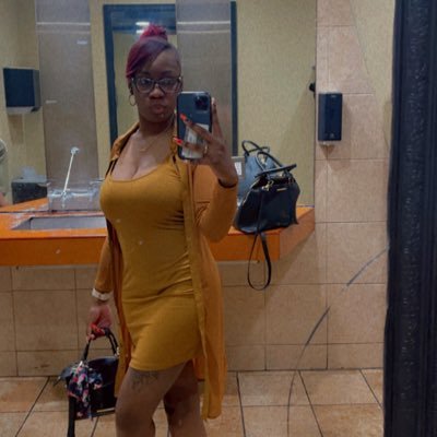 My G baby @_KAYTheGreat| best friend forever @Simply_Indigo| #FMUAlumna 👩🏾🎓|what’s next? 🤷🏾♀️