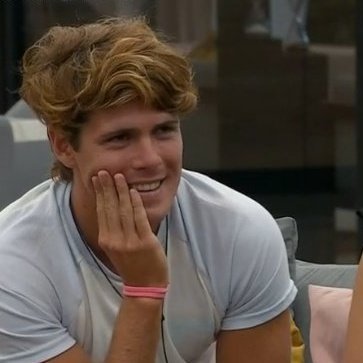 Mica11108172's profile picture. Tu y yo