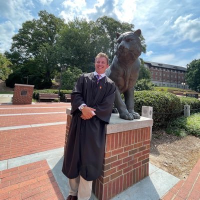 SeanSullivan139's profile picture. probs somewhere on a beach