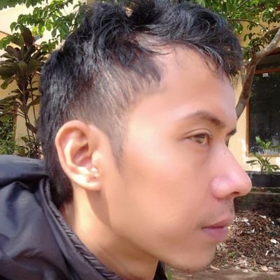 ShadaVaWaola's profile picture. my energy n power need u
REFLECTED